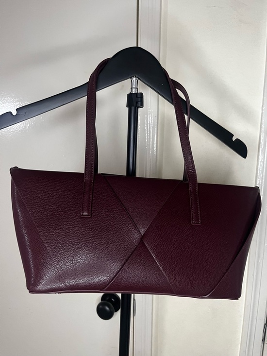 Zara Handbags - Woven Tote Bag in Deep Burgundy